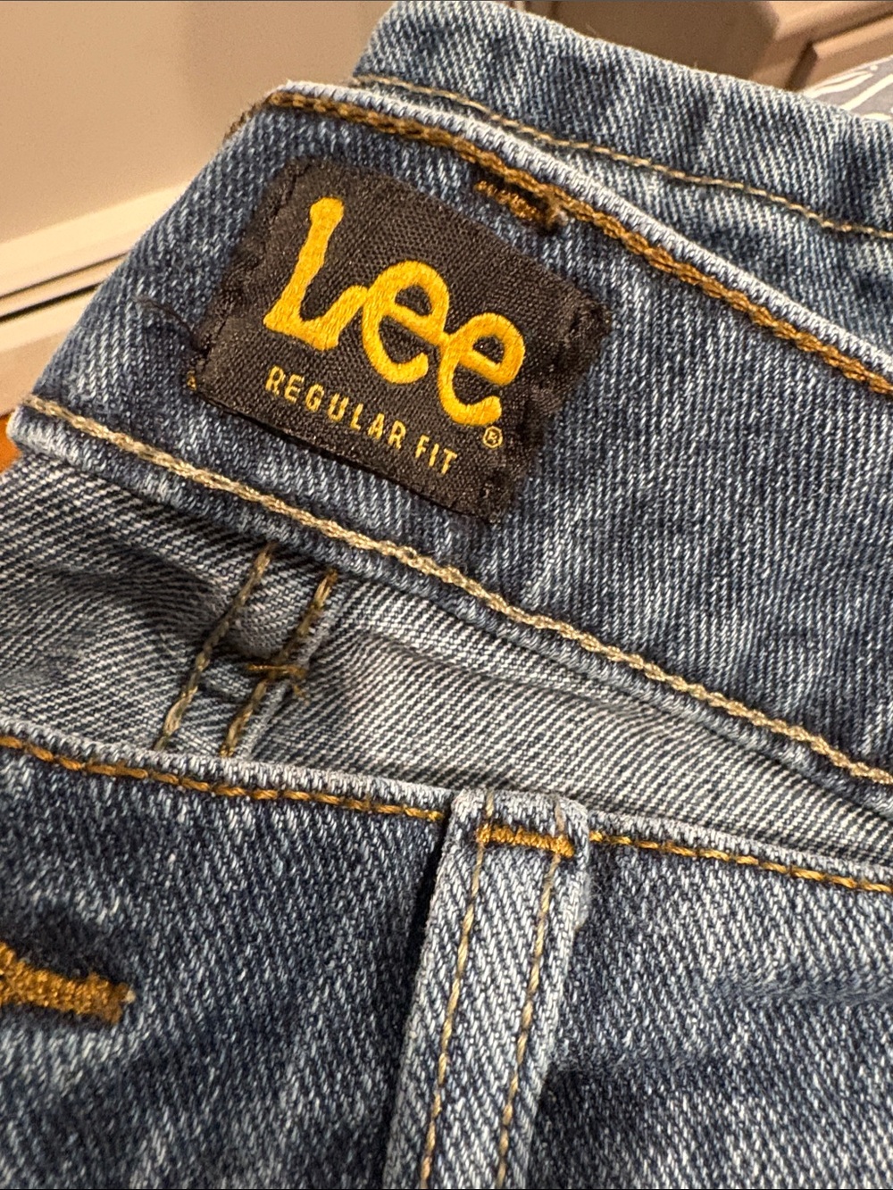 Lee Medium Wash Blue Denim Jeans 40x31 Regular Fit - Picture 2 of 3